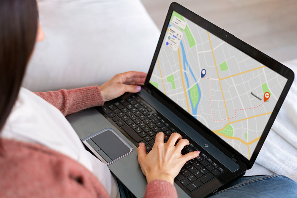 Unlocking Growth: The Hybrid Strategy—Why Every Small Business Should Pair Local SEO with Personalized Social Media Storytelling